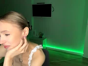 Seasonhamiss Chaturbate stream image from June 02, 2026