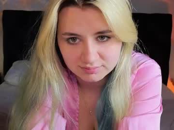 Uwu_Vi Chaturbate stream image from June 03, 2026