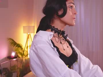 Chiaraluna Chaturbate stream image from June 03, 2026