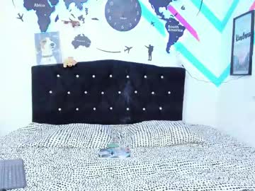 Little_Angelsky Chaturbate stream image from June 03, 2026