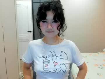 Emmilee_ Chaturbate stream image from June 03, 2026