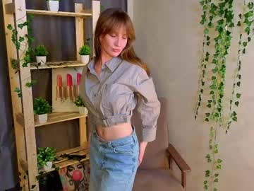 Moliacenamere Chaturbate stream image from June 03, 2026