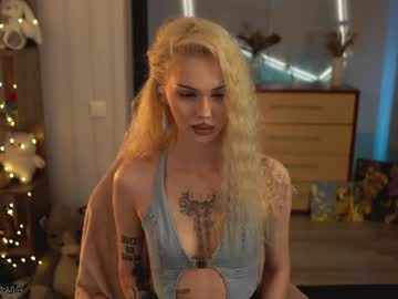 Manifreyja Chaturbate stream image from June 03, 2026