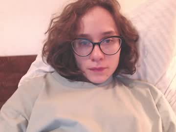 Sunshinehella Chaturbate stream image from June 03, 2026