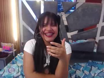 Soficutesmilefon Chaturbate stream image from June 03, 2026