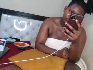Sweetslyvie Chaturbate stream image from June 03, 2026