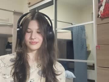 Avalutjen Chaturbate stream image from June 03, 2026