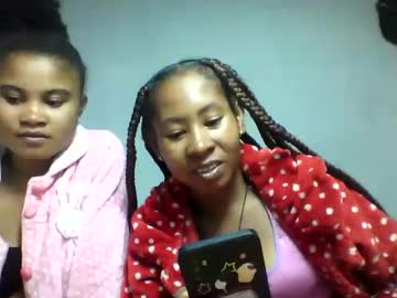 Simirna98 Chaturbate stream image from June 03, 2026