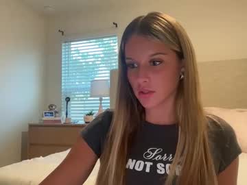 Lilysummers21208 Chaturbate stream image from June 04, 2026