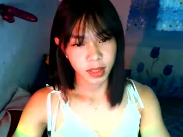 Yoursluttyscarlet Chaturbate stream image from June 04, 2026