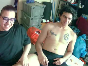 Cometojavi Chaturbate stream image from June 04, 2026