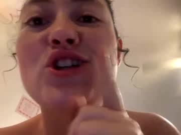 Curliegirlee Chaturbate stream image from June 04, 2026