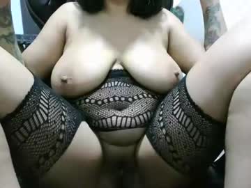 Saramass Chaturbate stream image from June 04, 2026