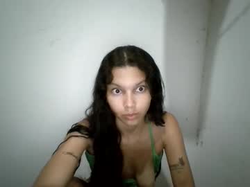Vale_Petite02 Chaturbate stream image from June 04, 2026