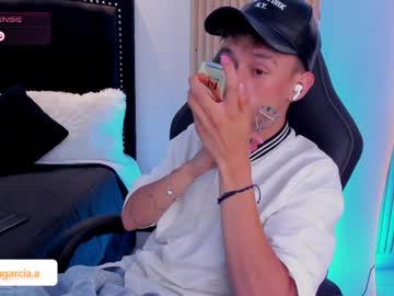 Liamwild20 Chaturbate stream image from June 04, 2026