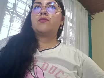 Alejandraa_33 Chaturbate stream image from June 04, 2026