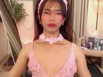 Scarlet_Kisses Chaturbate stream image from June 04, 2026