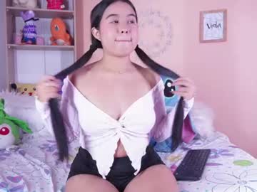 Mulan_22_ Chaturbate stream image from June 04, 2026