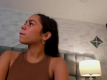 Carolinefyre Chaturbate stream image from June 04, 2026