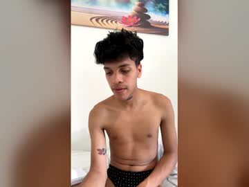 Emi_It Chaturbate stream image from June 04, 2026