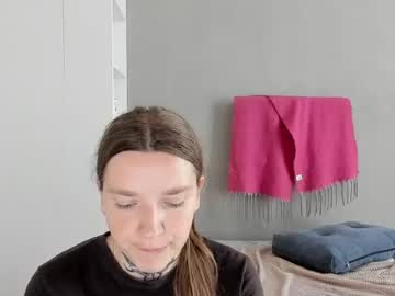 Milamoll673 Chaturbate stream image from June 04, 2026