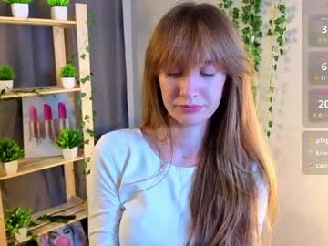 Moliacenamere Chaturbate stream image from June 04, 2026