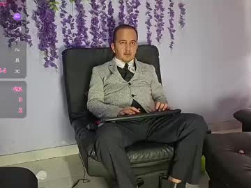 Xthesexybossx Chaturbate stream image from June 04, 2026