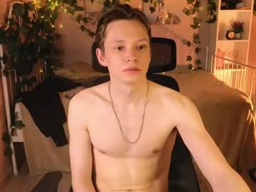 Meverik_Oushen Chaturbate stream image from June 04, 2026