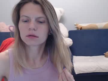 Shy_Moony Chaturbate stream image from June 04, 2026