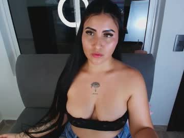 Megan_Weetlux Chaturbate stream image from June 05, 2026