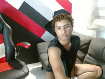 Apolo_Xxx1 Chaturbate stream image from June 05, 2026