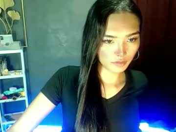 Goddessvina7068 Chaturbate stream image from June 05, 2026