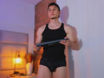 Jhosua_Hunt Chaturbate stream image from June 05, 2026