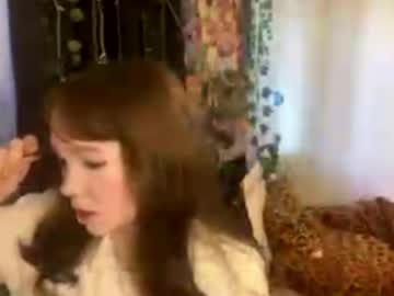 Oralialafield Chaturbate stream image from June 05, 2026