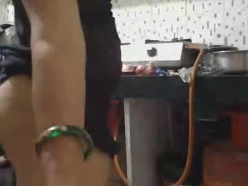 Zoya_4u Chaturbate stream image from June 05, 2026