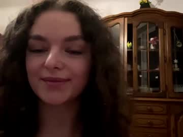 Fluffybleb Chaturbate stream image from June 05, 2026