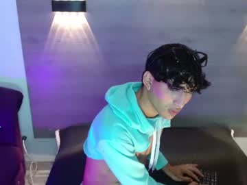 Logaanhotts Chaturbate stream image from June 05, 2026