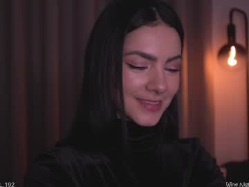 Hollylinder_ Chaturbate stream image from June 06, 2026