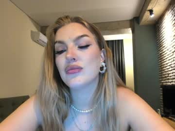Hi_Lina Chaturbate stream image from June 06, 2026
