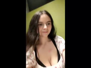 2bigblueberrymuffins Chaturbate stream image from June 06, 2026
