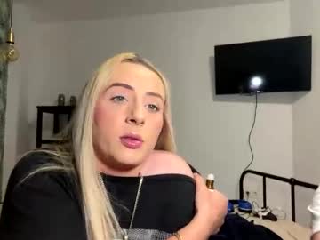 Hardcoreslutxx Chaturbate stream image from June 06, 2026