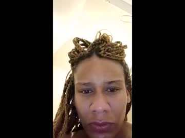 Mizz_Ladythugred Chaturbate stream image from June 06, 2026