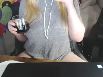 Kymchi Chaturbate stream image from June 07, 2026