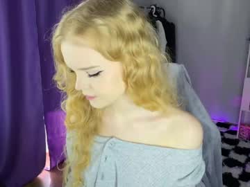 Evetease Chaturbate stream image from June 07, 2026