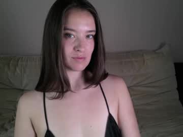Loladom Chaturbate stream image from June 07, 2026