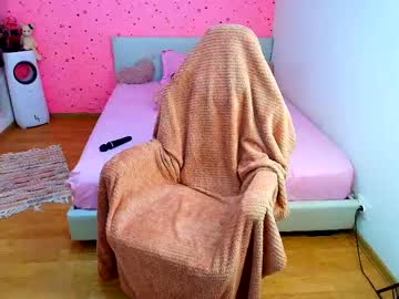 Yours_Lisa Chaturbate stream image from June 07, 2026