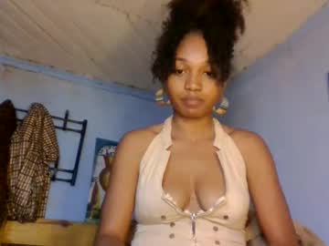 Avotraina Chaturbate stream image from June 08, 2026
