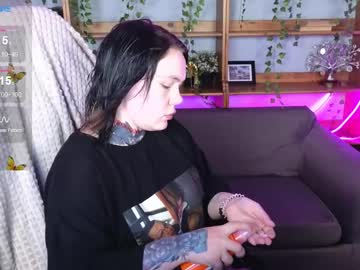Qwertyannie_Lbo Chaturbate stream image from June 08, 2026