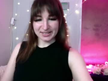 Birdie_Kiss Chaturbate stream image from June 08, 2026