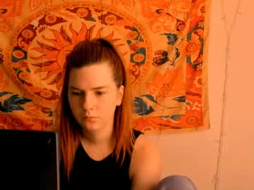 Aliceinredsquare_ Chaturbate stream image from June 09, 2026